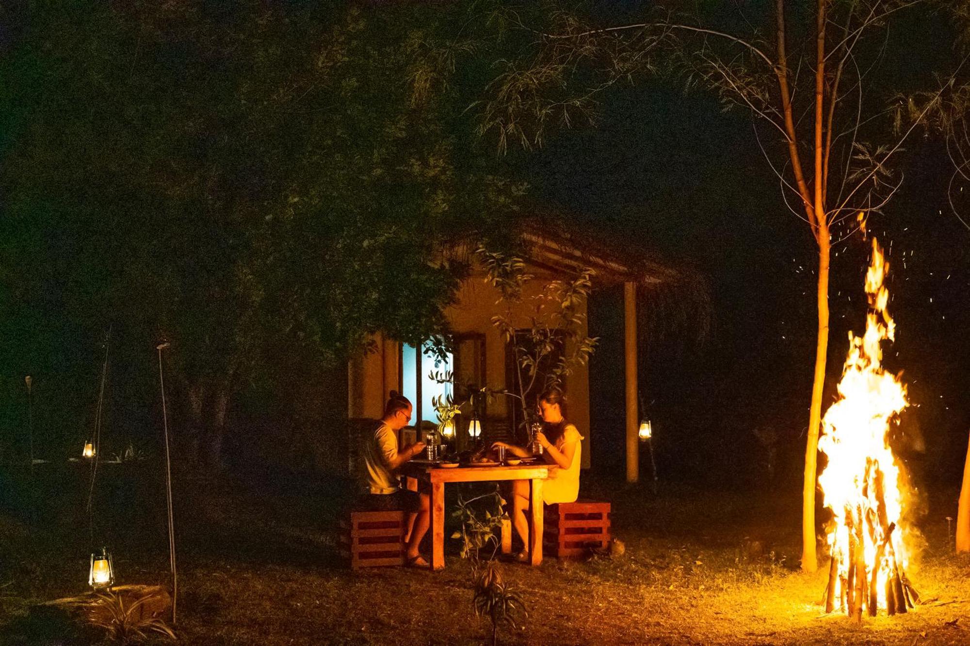 River Paradise Safari House With Cooking Class Udawalawe Exterior foto